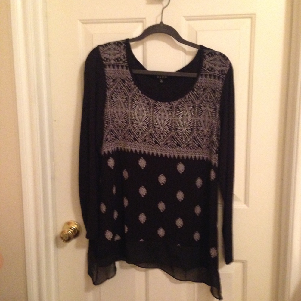 Long sleeve top